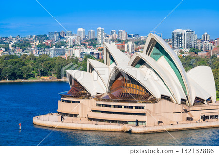 從海港大橋上看雪梨歌劇院 132132886