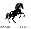 奔跑的馬剪影圖 132133000