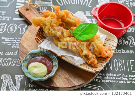 雞肉油條 132133401