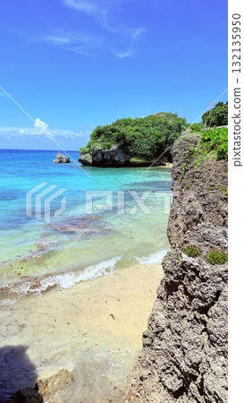 Okinawa's beautiful sea and sky 132135950