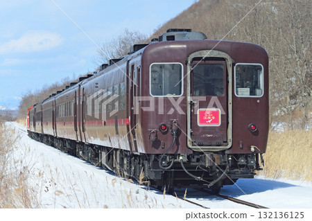 釧網本線 釧路濕原～淺水區 JR北海道 DE10-1690 (釧路) DL 冬季濕原 132136125
