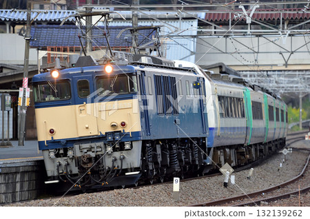 中央本線、上野原、JR東日本、EF64-1030(長岡)+485系3000系R28列車(新潟) 中央本線、上野原、JR東日本、EF64-1030(長岡)+485系3000系R28列車(新潟) 132139262