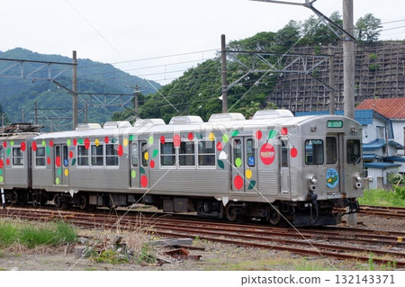 弘南鐵道7000系列列車停靠大鱷站 弘南鐵道7000系列列車停靠大鱷站 132143371