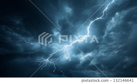 Lightning cutting through the night sky: the moment of storm and thunder 132146641