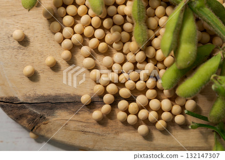 大豆和毛豆 132147307