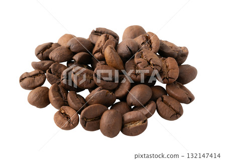 透明背景上的烘焙咖啡豆（png） 132147414