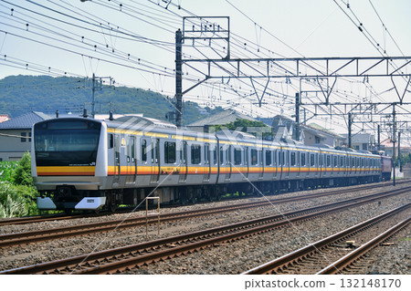 Tokaido Main Line, Ninomiya-Oiso, JR East, EF81-134 (Nagaoka) + E233 series 8000 series, N35 formation Tokaido Main Line, Ninomiya-Oiso, JR East, EF81-134 (Nagaoka) + E233 series 8000 series, N35 formation 132148170