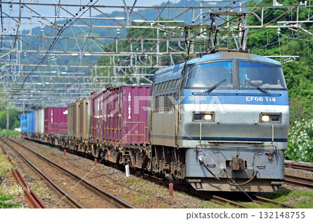 東海道本線 二宮神津 JR 貨運 EF66-114（吹田） 132148755