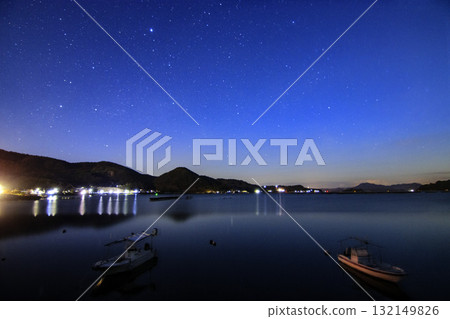 瀨戶內冬季星空:天鵝座在月光下升起 瀨戶內冬季星空:天鵝座在月光下升起 132149826