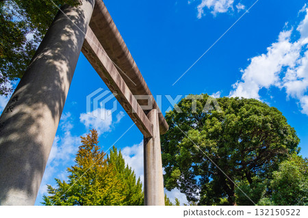 靖國神社石牌坊停車場入口 132150522