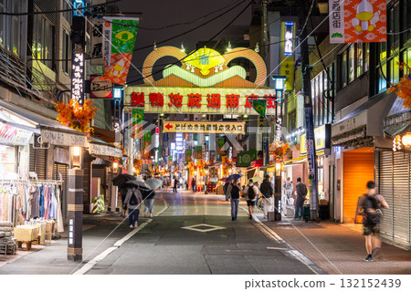 Tokyo: Night view of Sugamo Jizo-dori Shopping Street Tokyo: Night view of Sugamo Jizo-dori Shopping Street 132152439