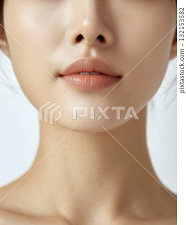 Beauty image: Woman with smooth skin 132153582