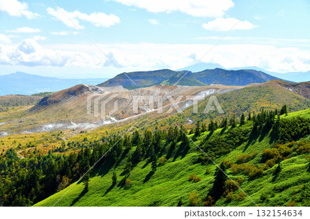 View of Mt. Shirane (Yugama), Mt. Moto-Shirane, and Mt. Asama from near Shibu Pass (Kusatsu Town, Gunma Prefecture) [September 2025] 132154634