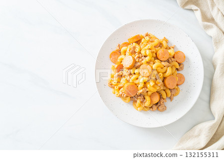 macaroni sausage and minced pork 132155311