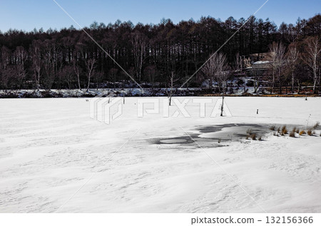 冬天的白樺高原“女神湖” 132156366