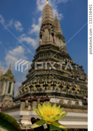 [泰國曼谷] 美麗的黎明寺「Wat Arun」[豎拍] 132156401