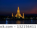 [Bangkok, Thailand] Illumination of Wat Arun, the Temple of Dawn, seen from the opposite bank of the Chao Phraya River 132156411