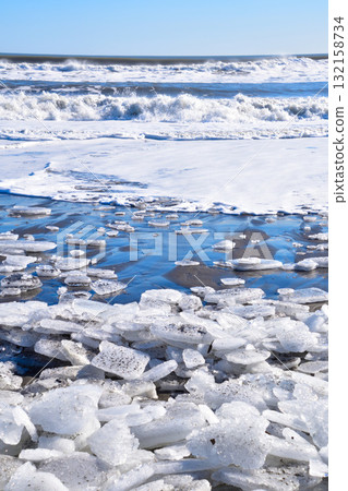 Jewelry Ice, Otsu Coast, Hokkaido Jewelry Ice, Otsu Coast, Hokkaido 132158734
