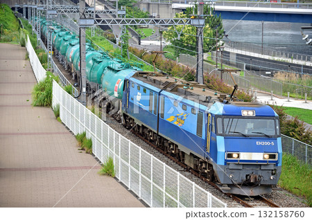 東海道本線、櫻木町-東-高島、JR Freight、EH200-5（高崎） 132158760