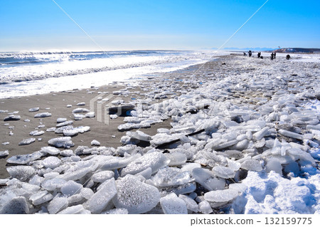 Jewelry Ice, Otsu Coast, Hokkaido 132159775