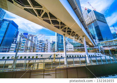 日本東京城市景觀：濱松町站、世界貿易中心大廈新主樓及航廈建設、新幹線等。 132161655
