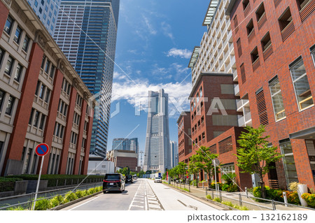 神奈川縣：俯瞰橫濱港未來的磚街景 132162189