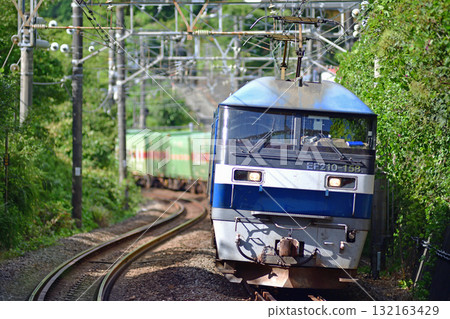 Tokaido Main Line, Nebukawa-Hayakawa, JR Freight, EF210-158 (Suita) 132163429