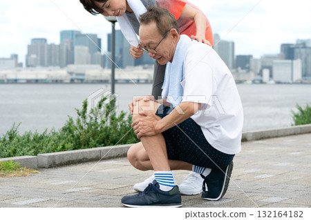 老年夫婦膝骨關節炎 132164182