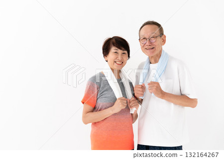 老年夫妻健身 132164267