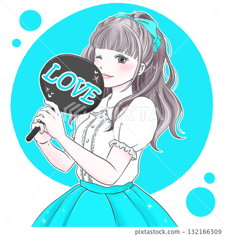 拿著扇子享受自己喜歡的活動的藍綠色女人 拿著扇子享受自己喜歡的活動的藍綠色女人 132166309
