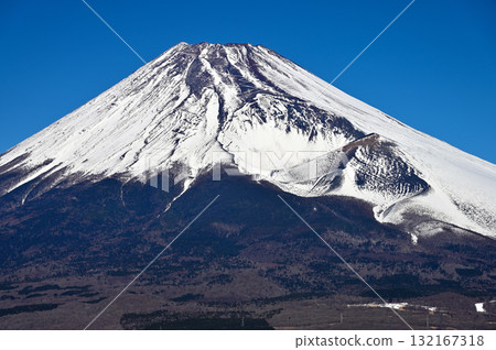 Snow-capped Mount Fuji and the Hoei Crater as seen from the flatlands of Mount Echizen in the Ashitaka mountain range Snow-capped Mount Fuji and the Hoei Crater as seen from the flatlands of Mount Echizen in the Ashitaka mountain range 132167318