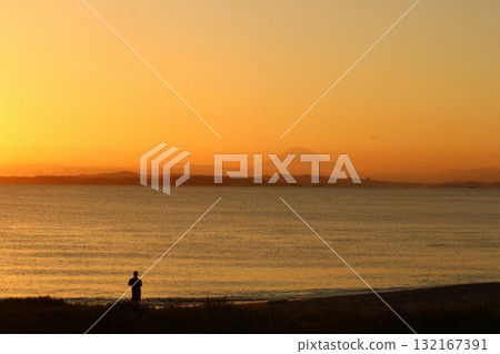 Beautiful sunset and the magnificent view of Futtsu 132167391