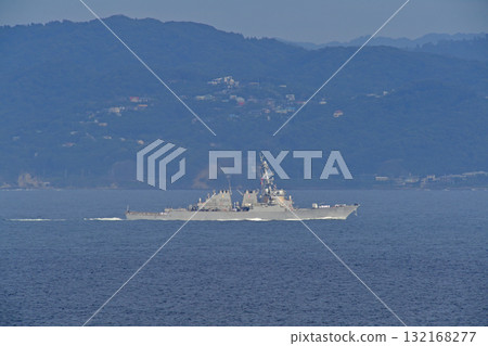 Tokyo Bay, Uraga Strait, US Navy, USS BENFOLD, DDG-65 132168277