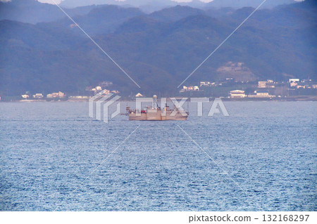 東京灣，浦賀海峽，美國海軍 USNS EFFECTIVE T-AGOS-21 132168297