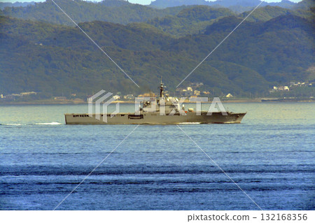 Tokyo Bay, Uraga Channel, Japan Maritime Self-Defense Force, Kunisaki, LST-4003 132168356
