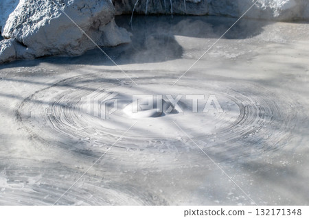 Art of the Earth - Beppu Bozu Jigoku Art of the Earth - Beppu Bozu Jigoku 132171348