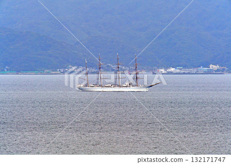 東京灣、浦賀水道、航海教育機構、海王丸 132171747