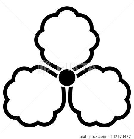 This is the family crest. It is called Chuin Mitsukashiwa. This is the family crest. It is called Chuin Mitsukashiwa. 132173477