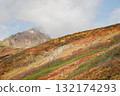 立山的雲朵和秋葉 132174293