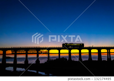 崇吾川大橋～山陰本線風景 132174495