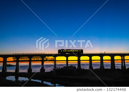 崇吾川大橋～山陰本線風景 132174498