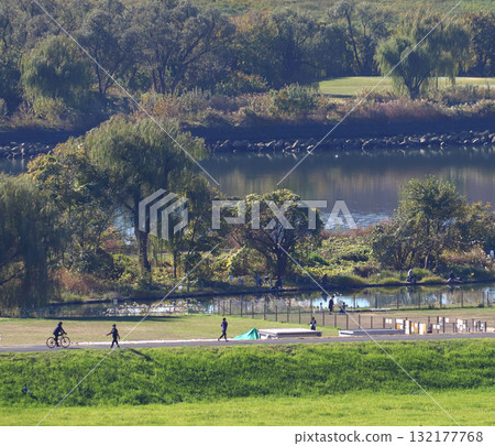 Pond near Ukima Golf Course: Funa Pond (Kawaguchi City, Saitama Prefecture) Pond near Ukima Golf Course: Funa Pond (Kawaguchi City, Saitama Prefecture) 132177768