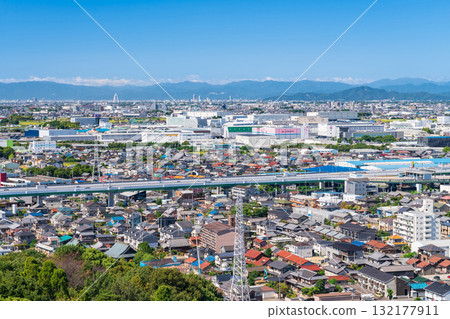 從觀景台眺望小牧山城（愛知縣小牧市） 132177911