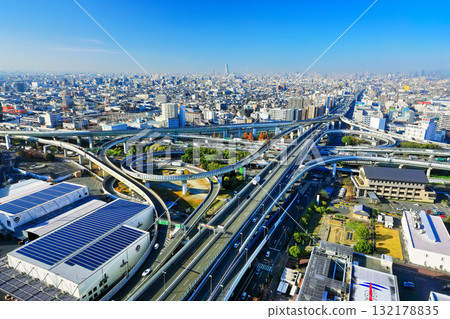 [大阪府]晴天的東大阪交界處 132178835