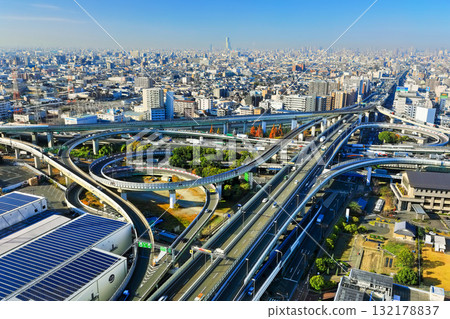 [大阪府]晴天的東大阪交界處 132178837