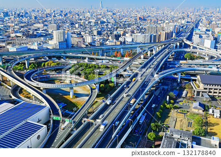 [大阪府]晴天的東大阪交界處 132178840