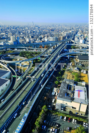 [大阪府]晴天的東大阪交界處 132178844