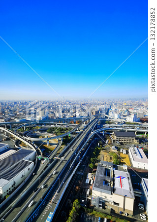 [Osaka Prefecture] Higashi-Osaka Junction in sunny weather 132178852