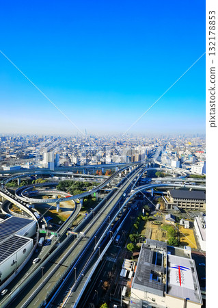 [大阪府]晴天的東大阪交界處 132178853