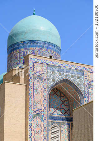 烏茲別克撒馬爾罕的沙伊辛達陵墓美麗的藍色風景 烏茲別克撒馬爾罕的沙伊辛達陵墓美麗的藍色風景 132180930